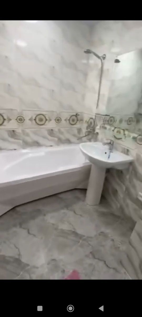 Продаётся 3 комнатная Сергели 6