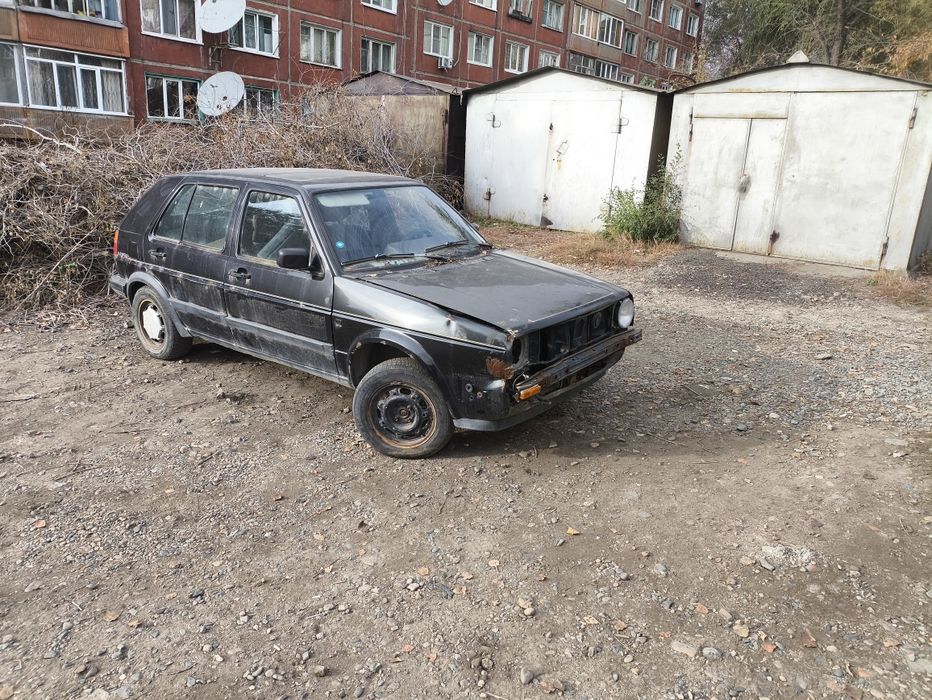 Volkswagen golf 2