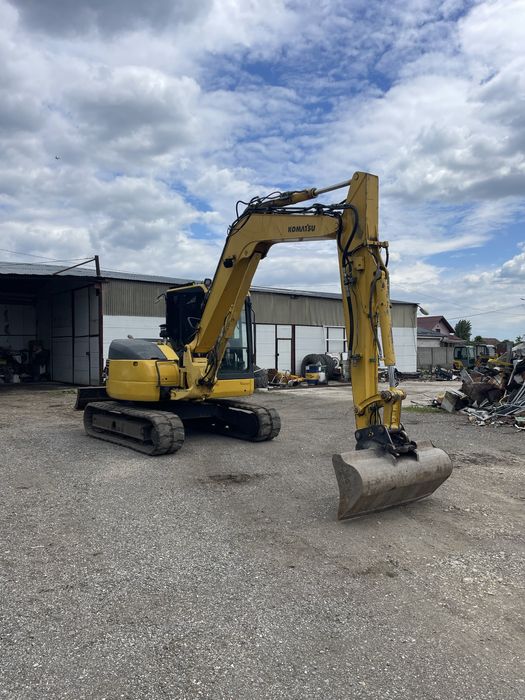 Komatsu pc 88  excvator 9 tone