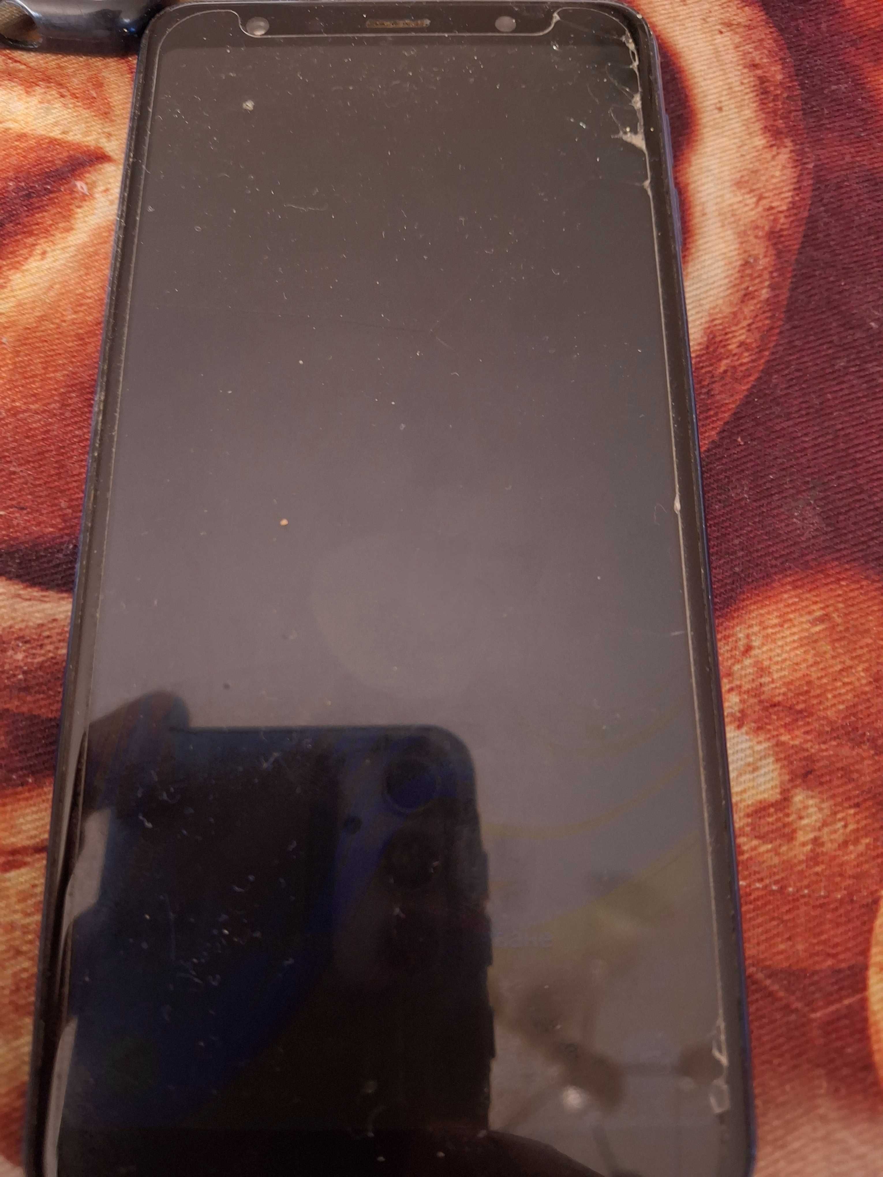 Продавам Samsung Galaxy A7