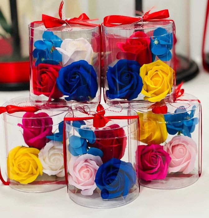 Buchete trandafiri din Săpun si satin