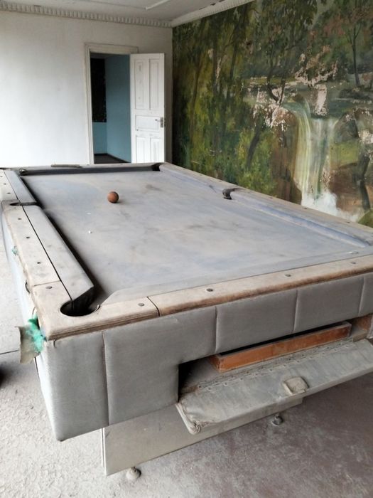 Продаю бильярдный стол б/у