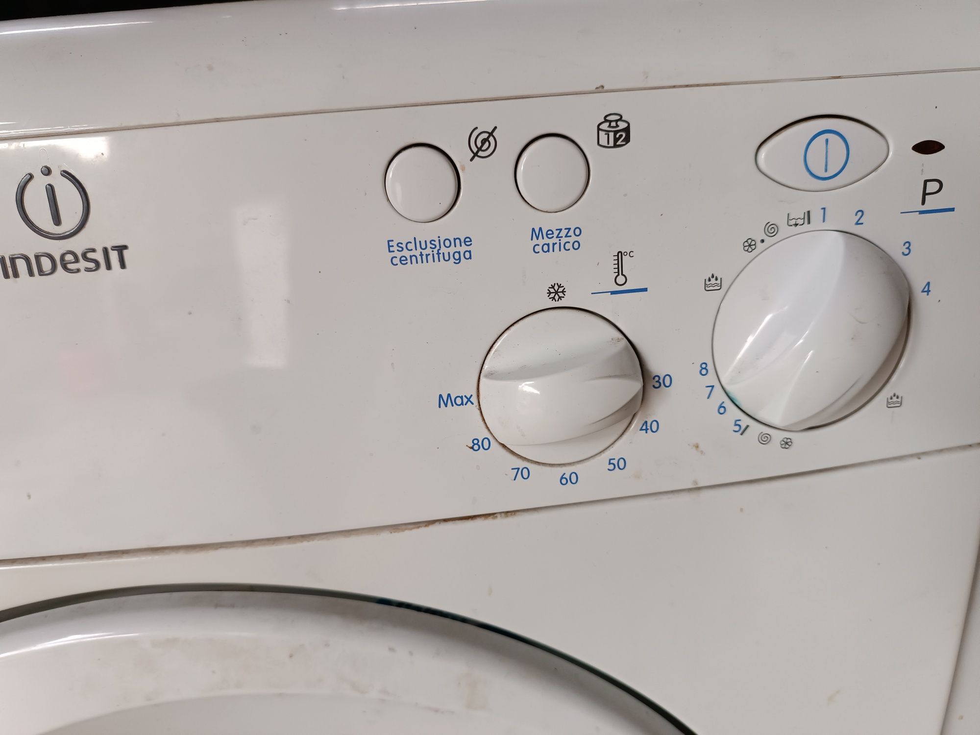 Автоматична пералня indesit