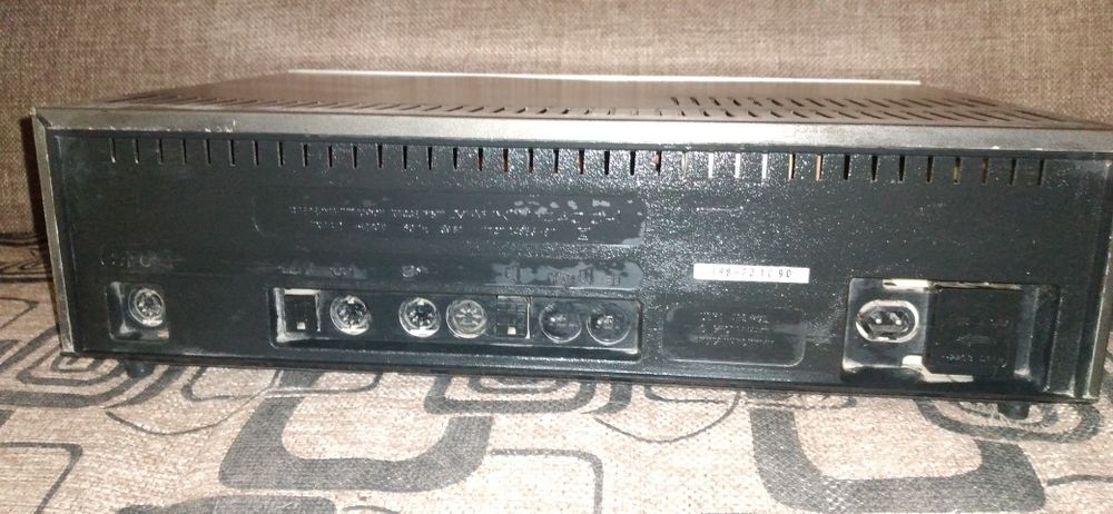 Магнитофоны СССР и Панасоник Смотрите 7 фото Читайте описании