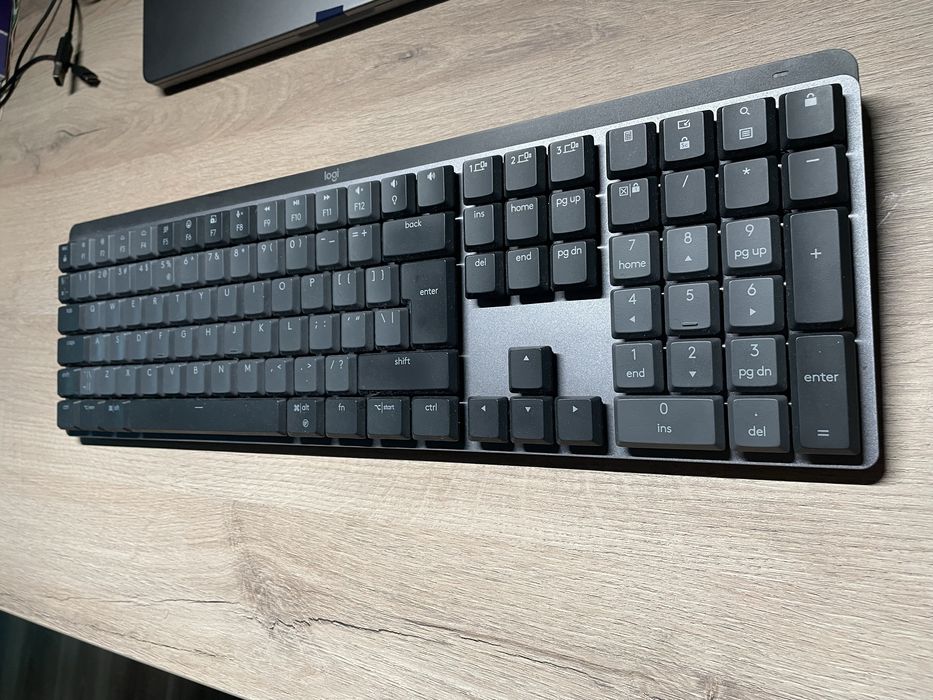 Vând Logitech MX Mechanical