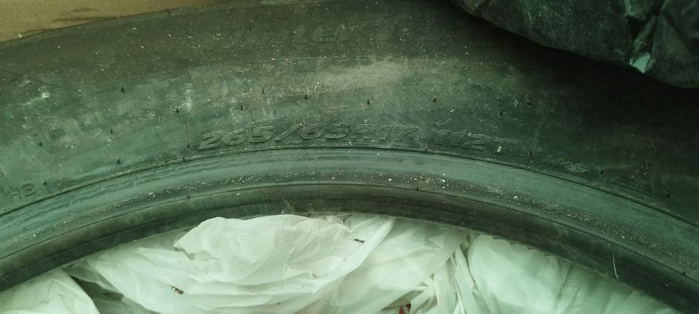 Резина зимняя 265 65 r17 hankook хорошая комплект