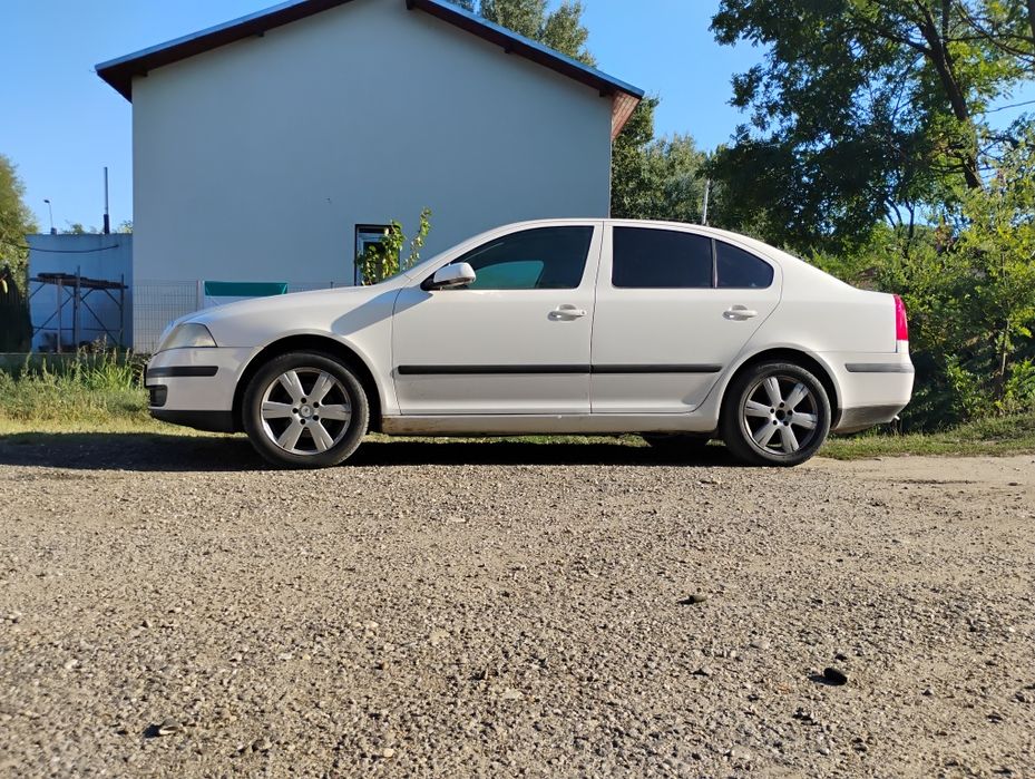 Vând Skoda Octavia 2 Diesel