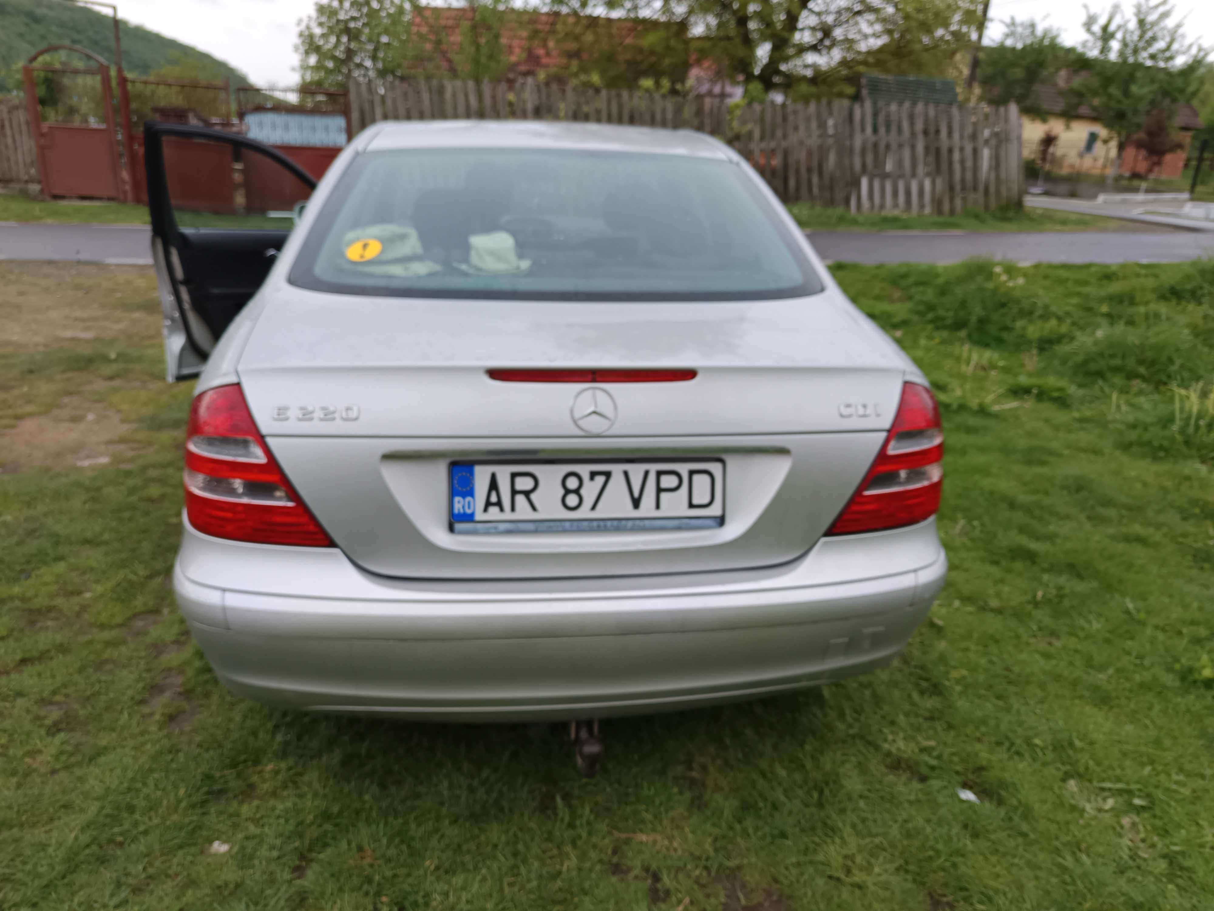 Vand Mercedes Benz E 220