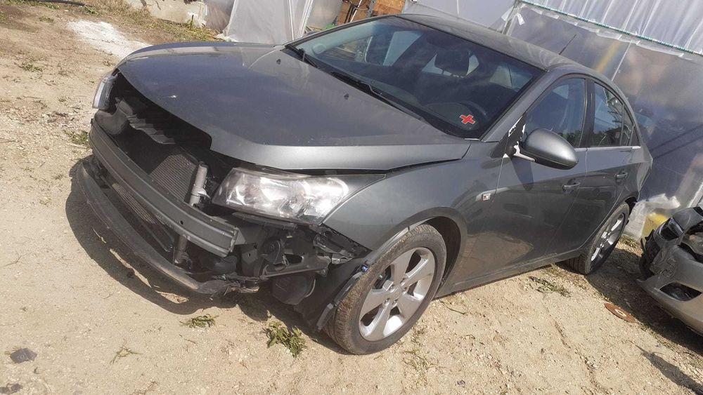 Cutie viteze Chevrolet Cruze 1.6 benzina