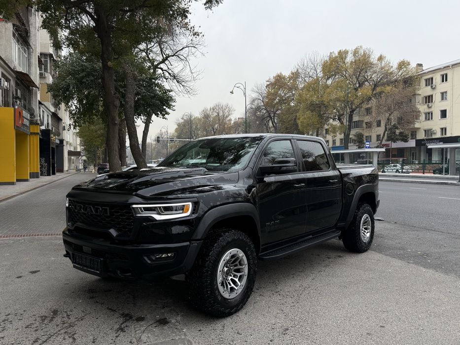 В продаже RAM 1500 RHO
