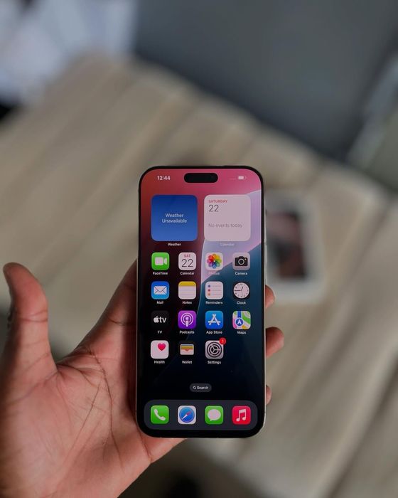 Se vinde iphone 16 pro max !