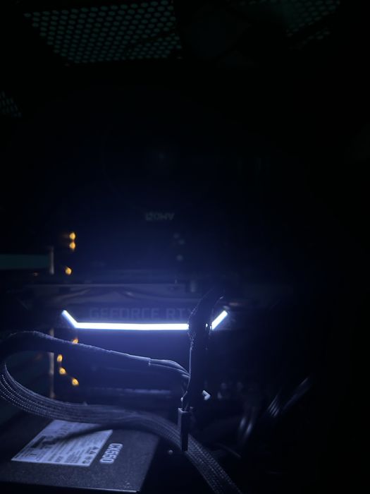 Vând Calculator Gaming / schimb cu iPad