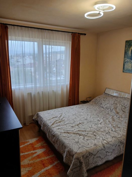 Inchiriere apartament 3 camere