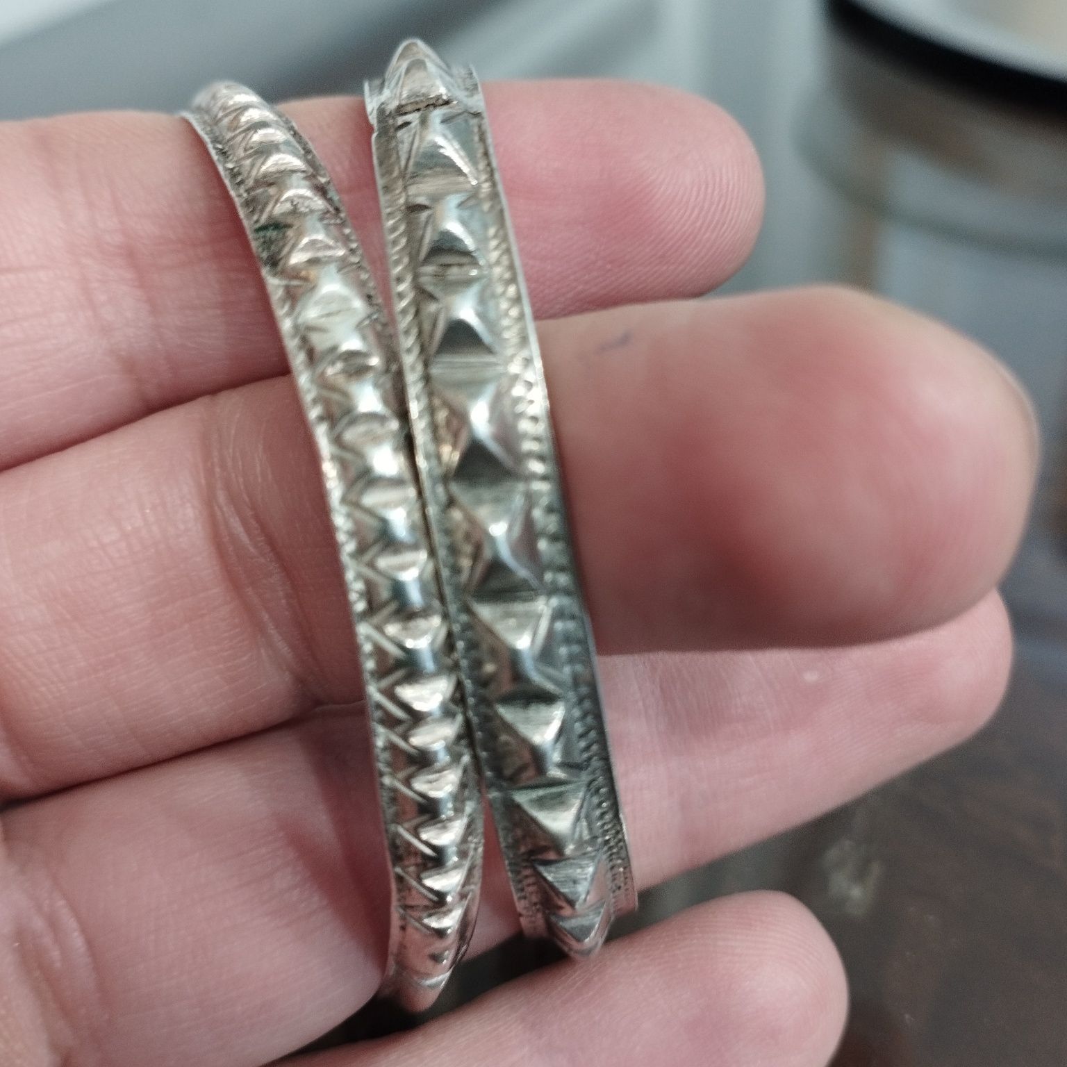 Două brațari tribale etnice din argint masiv