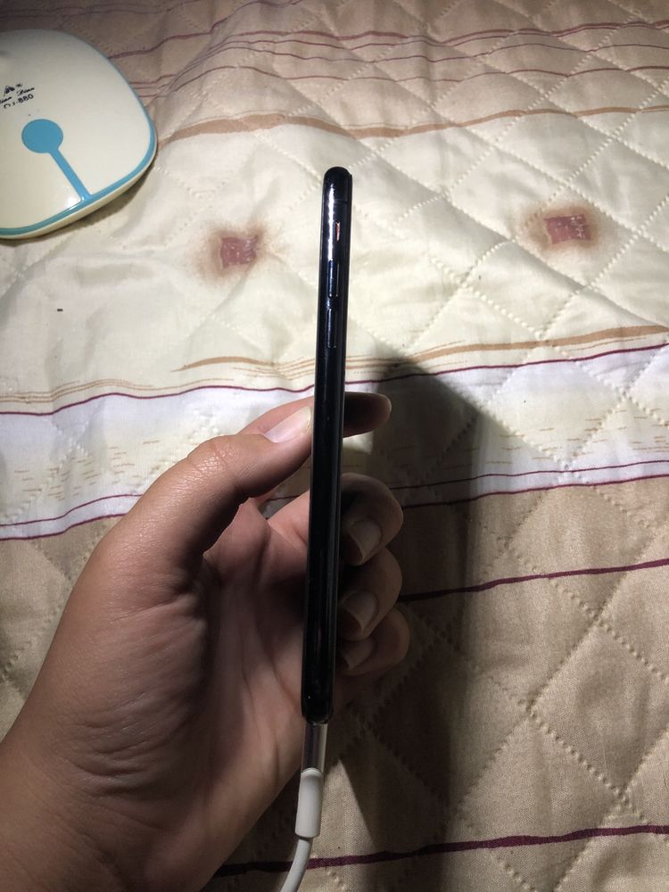 iPhone X черен