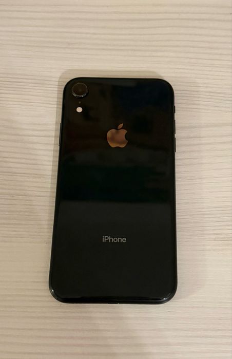 iPhone XR, в хорошем состоянии, один хозяин