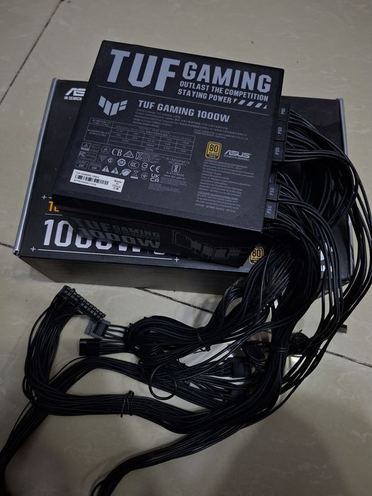 Sursa 1000w Asus TUF modulara