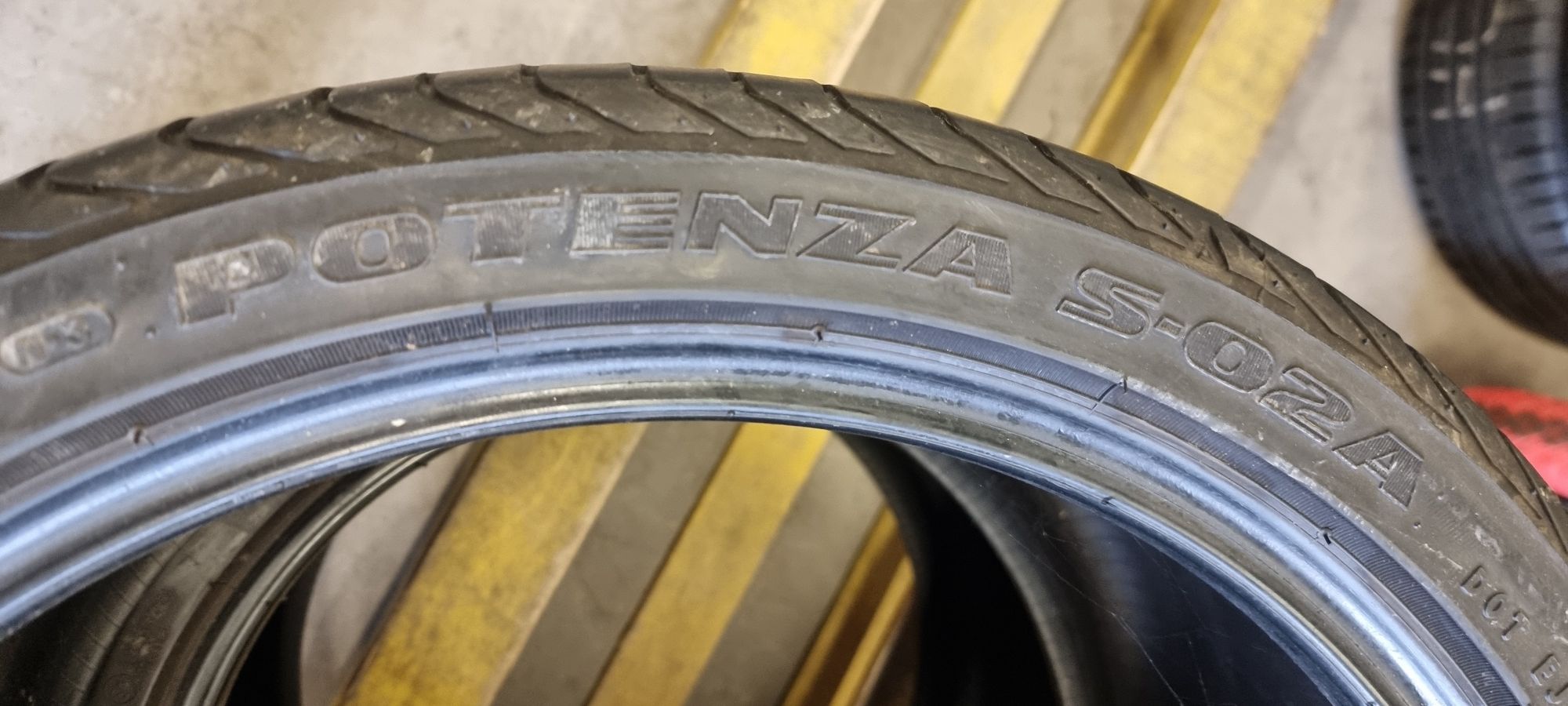2бр Летни гуми 295/30/18 Bridgestone (2018)