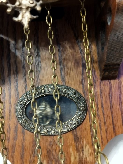 Антикварен стенен холандски часовник - Franz Hermle
Атлас