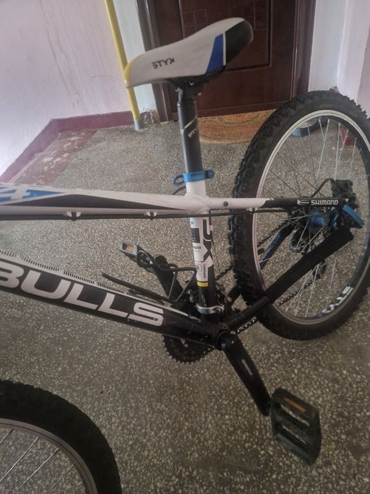Vand bicicleta bulls