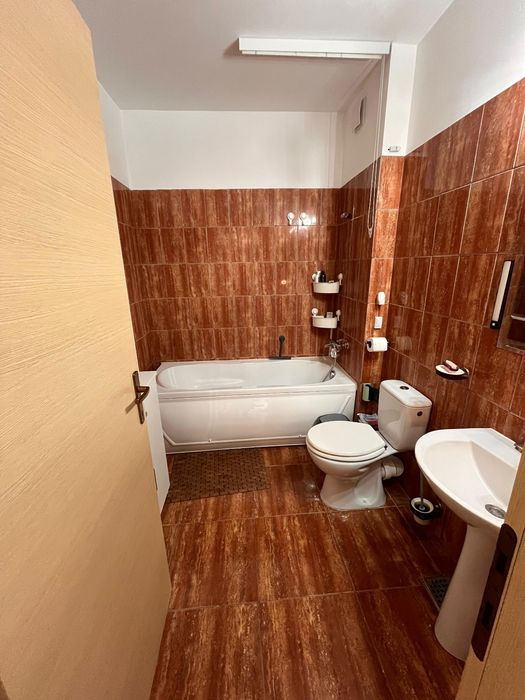Proprietar, de vanzare Apartament cu 3 camere Tomis Plus