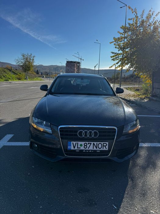 Audi A4 B8 2009 – Motor 2.0, Piele, Navigație, Dublu Climatronic