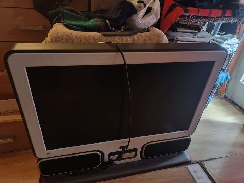 Vând Televizoare cu Soundbar Incorporat și telecomenzi
