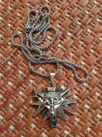 medalion cu lantisor (din seria Witcher)