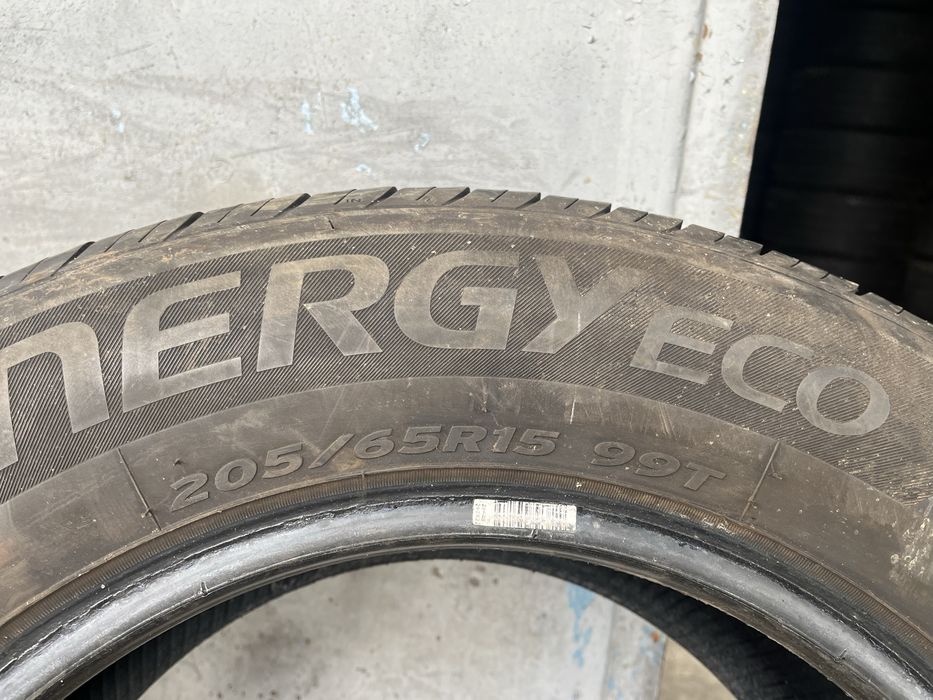 2 бр. летни гуми 205/65/15 Hankook 7 mm DOT 0115