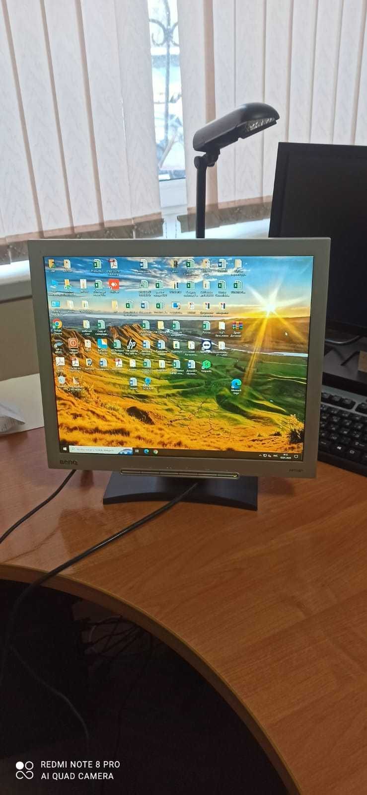 Монитор BENQ  модель FP71G+