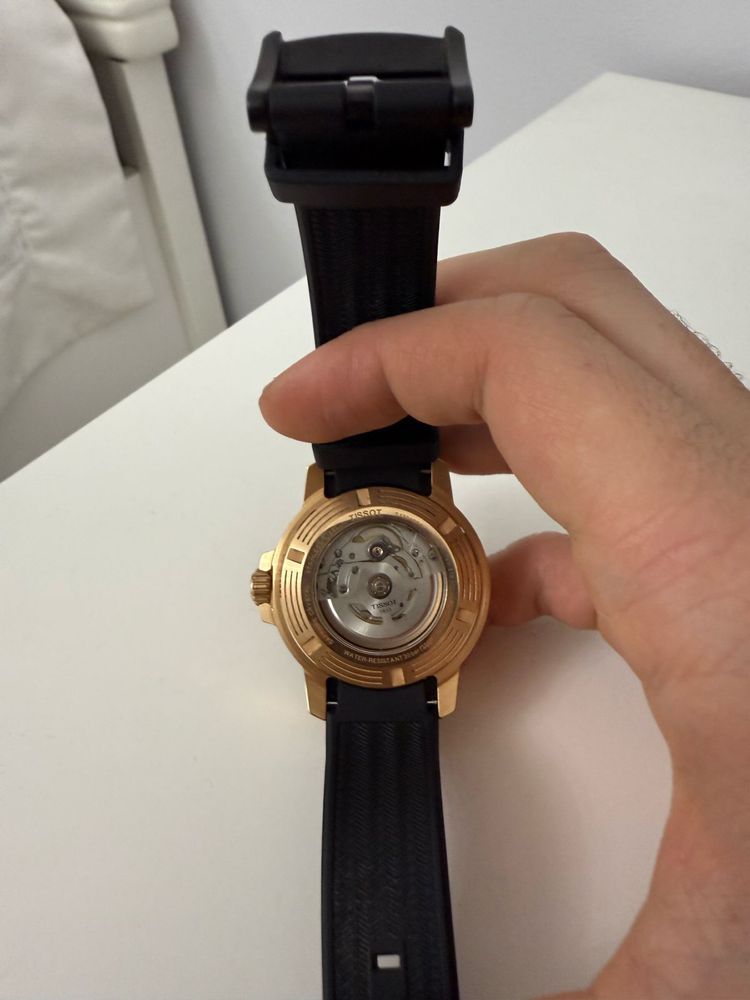 Наручные часы Tissot Seastar 1000 Powermatic 80
