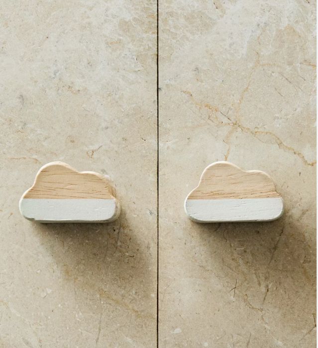 Скрин от МДФ с допълнителни дръжки