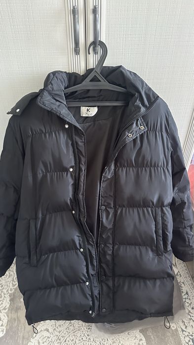 Продам куртку женскую, подростковую