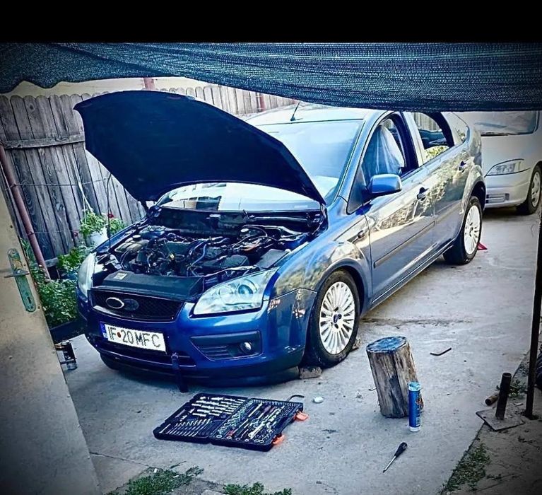 Vând sau schimb Ford focus 2 2.0dtci