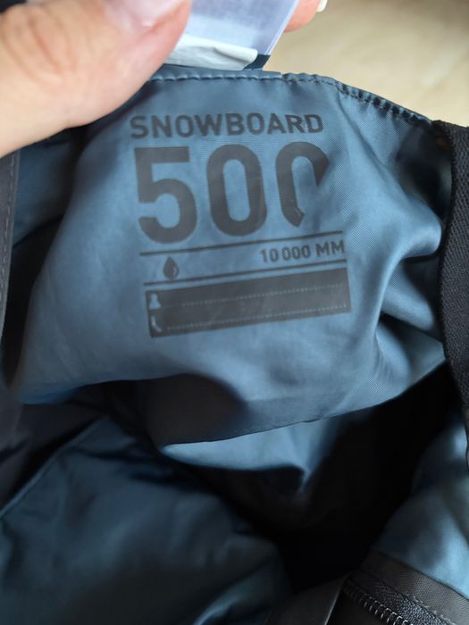 Vând salopetă iarnă 125-136