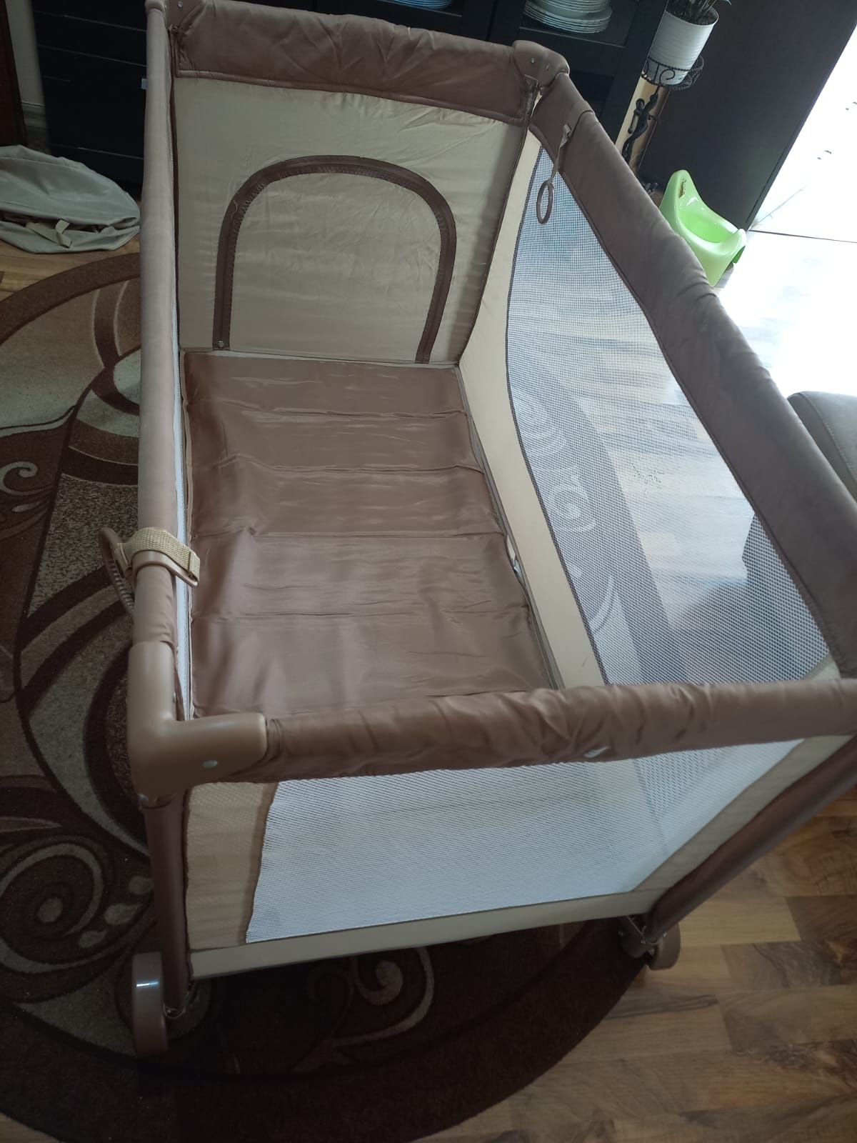 KinderKraft бебешка кошара преносима