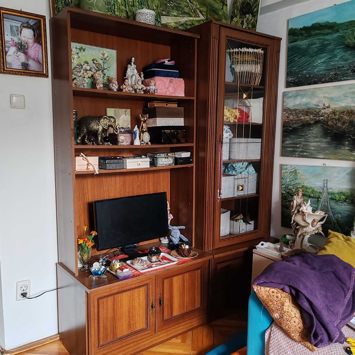 Mobilier living sau camera cu dulap haine
