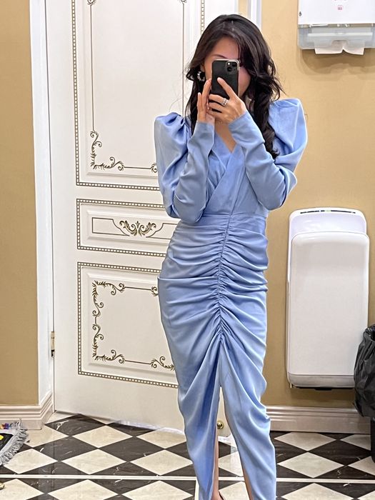 Вечернее коктейльное платье