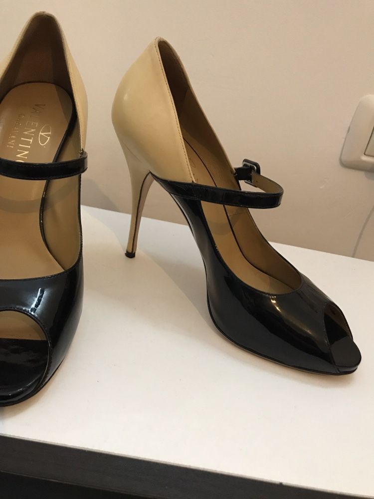 Pantofi Valentino