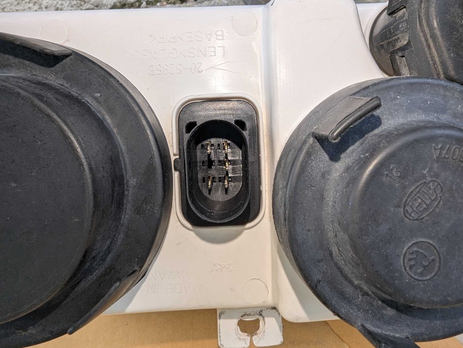 Фарове Шкода Октавия 1