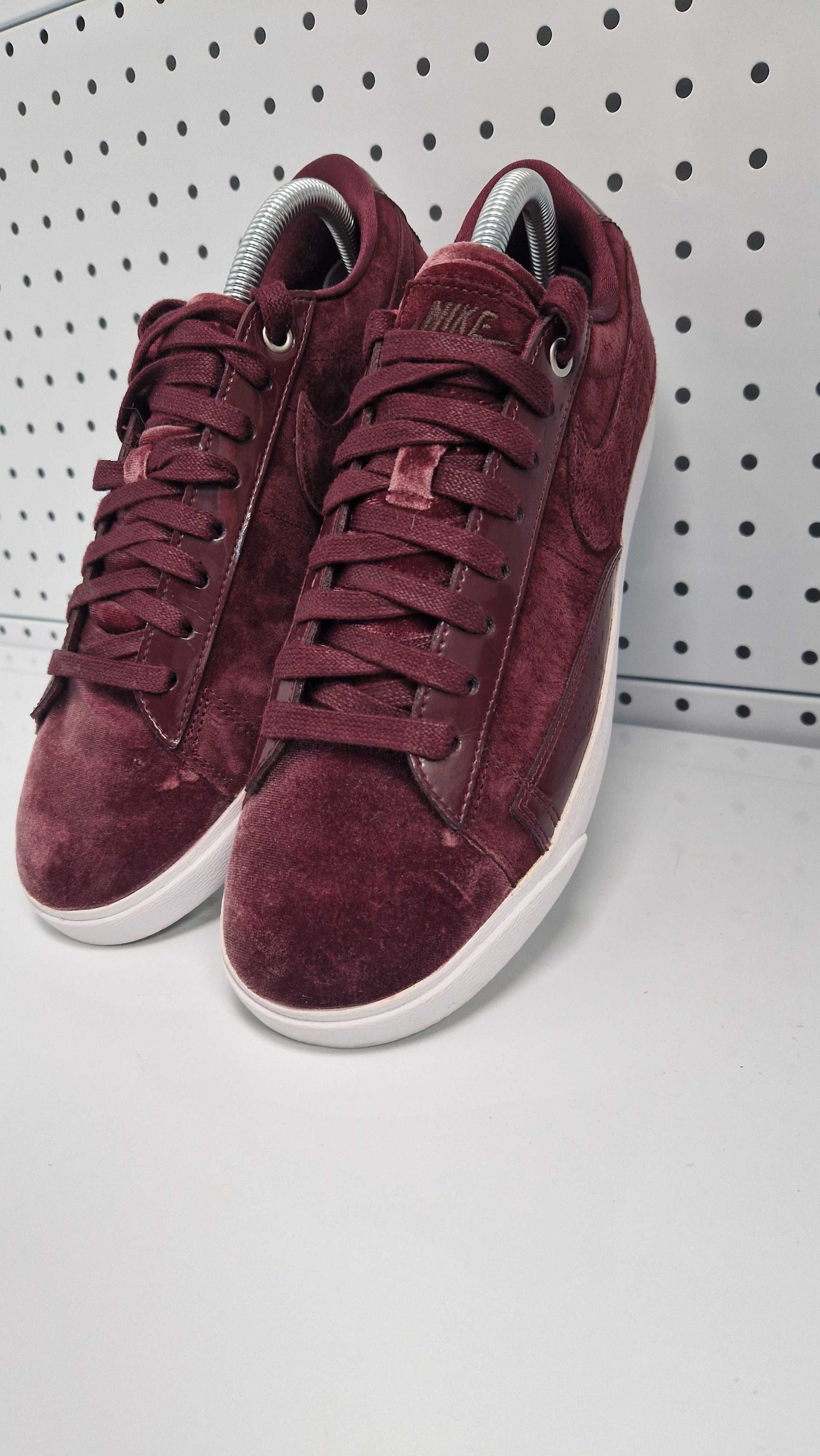Оригинални дамски маратонки- Nike Blazer