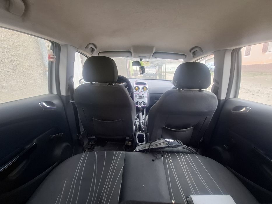 Vând opel corsa an 2009,1.0 benzină 1.450€ Preț negociabil!Mai multe d