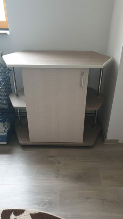 Comoda în stare foarte buna
