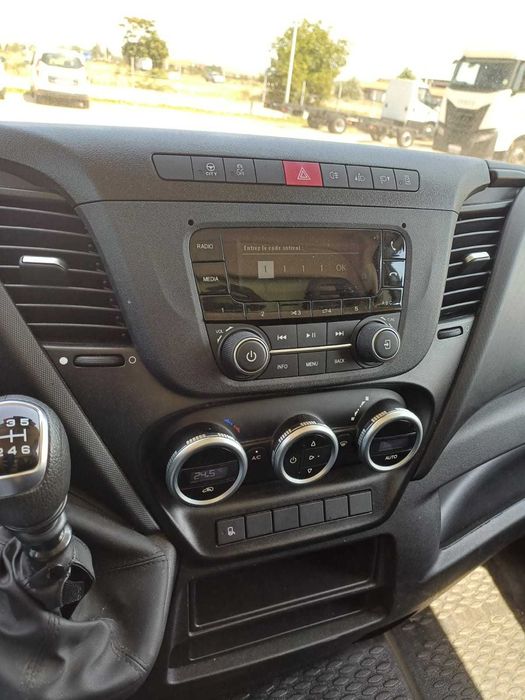 Rata 520 euro/Box+lift motor 3L/34000 km-garantieIVECO 1 -3 ani