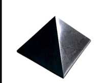 Piramida din Shungit cu latura de 5 cm , pentru sănătate și vitalitate