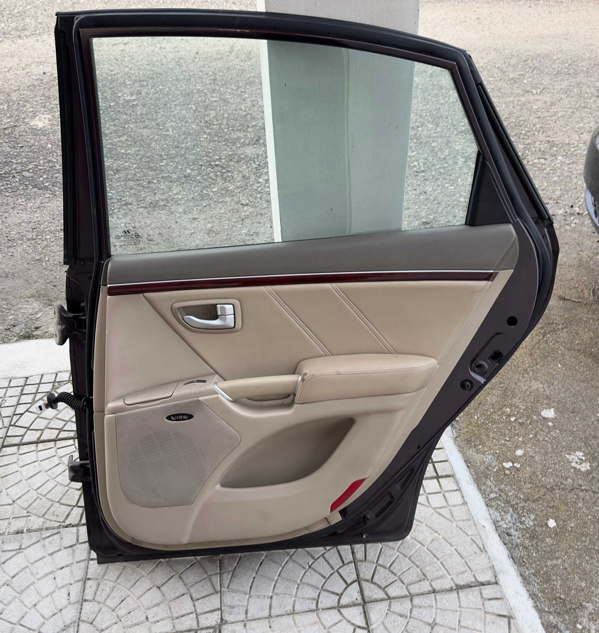 Задна Врата Дясна Hyundai Grandeur Хюндай Грандьор Оригинална 2005-11г