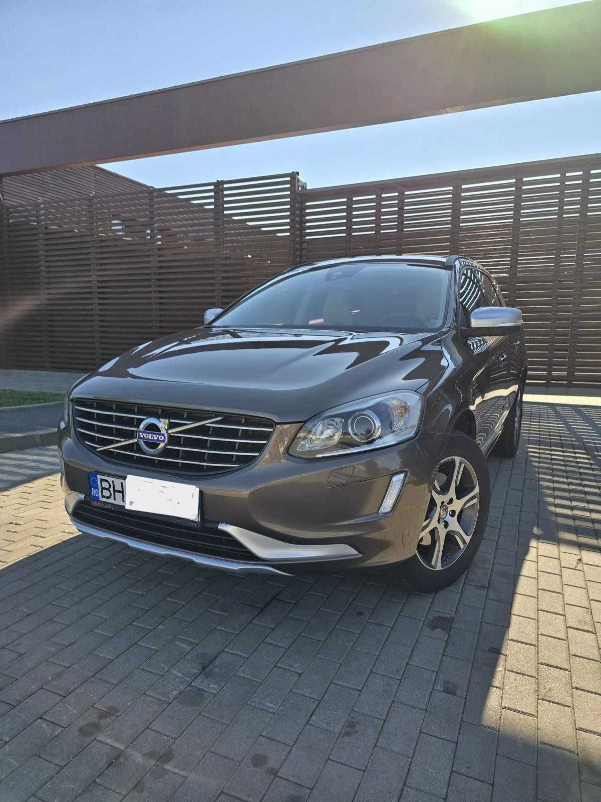 Volvo XC60 D4, 2014 – Mașină Fiabilă, Ideală pentru Familie