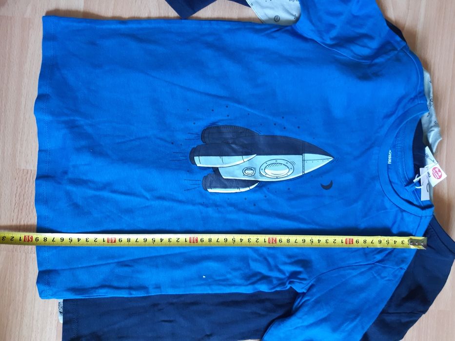 Нови есенни дрехи за момче, размер 128 см