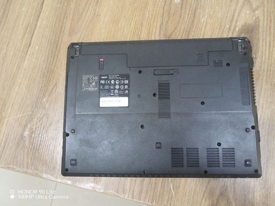 Acer notebook bor