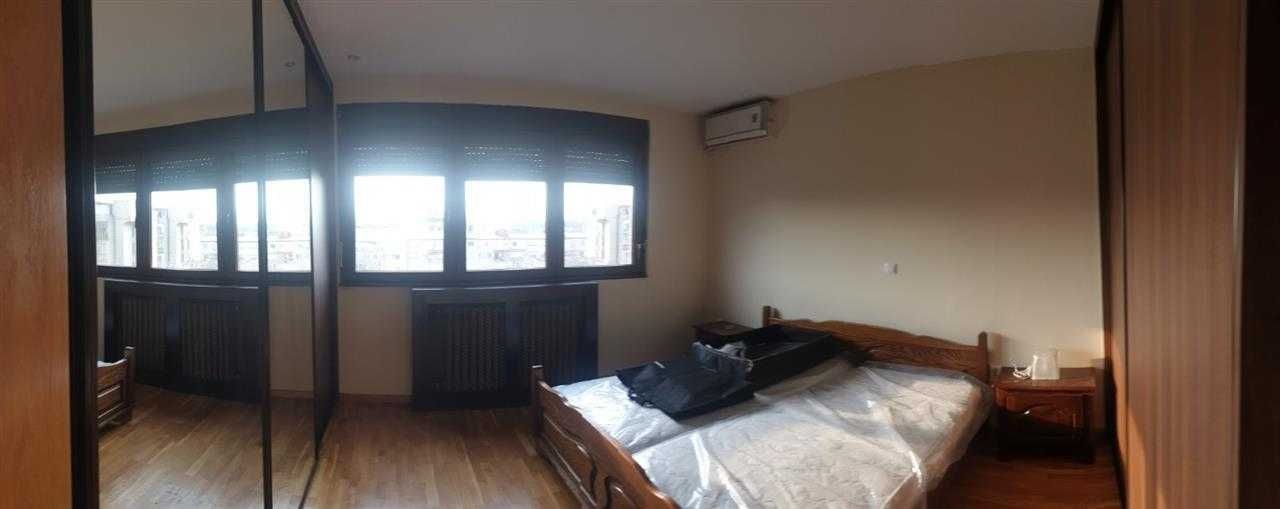 Двустаен имот в кв.Дружба 2